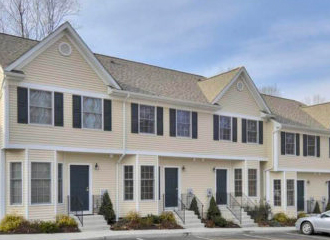 Townhomes modular construction example
