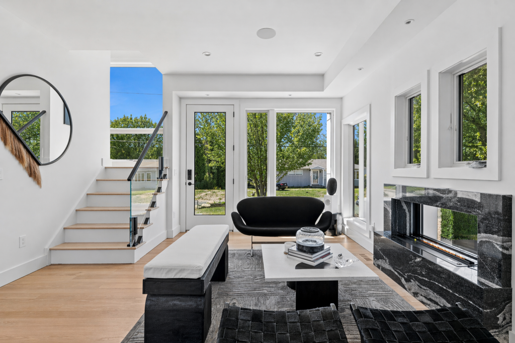 modular home lounge
